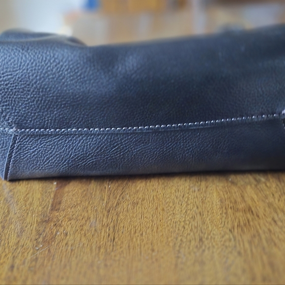 Fossil Jessie Leather Bucket Shoulder Bag-New Without Tags - Picture 8 of 8